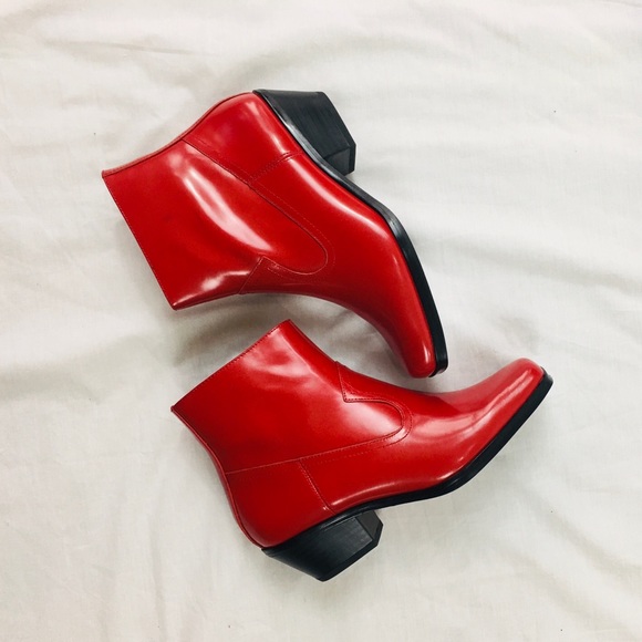 Red Boots - Picture 2 of 8